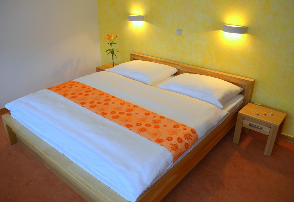 Námestovo Trend Hotel מראה חיצוני תמונה